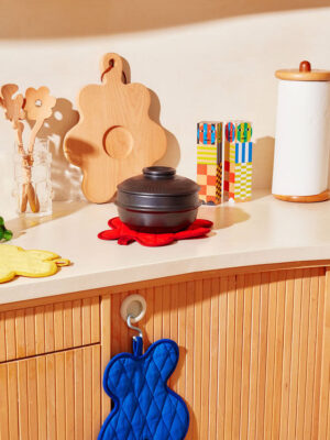 30-piece wooden cartoon puzzle